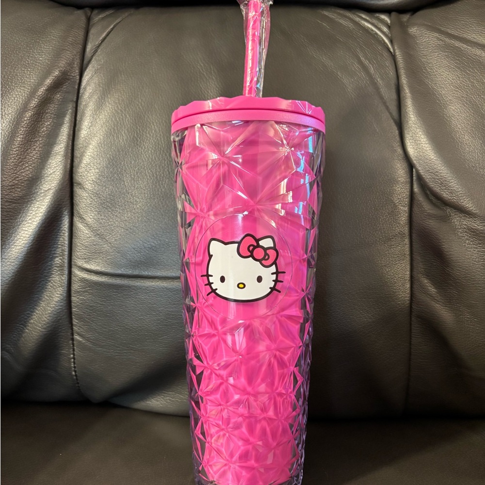 Hello Kitty Pink Tumbler with Straw